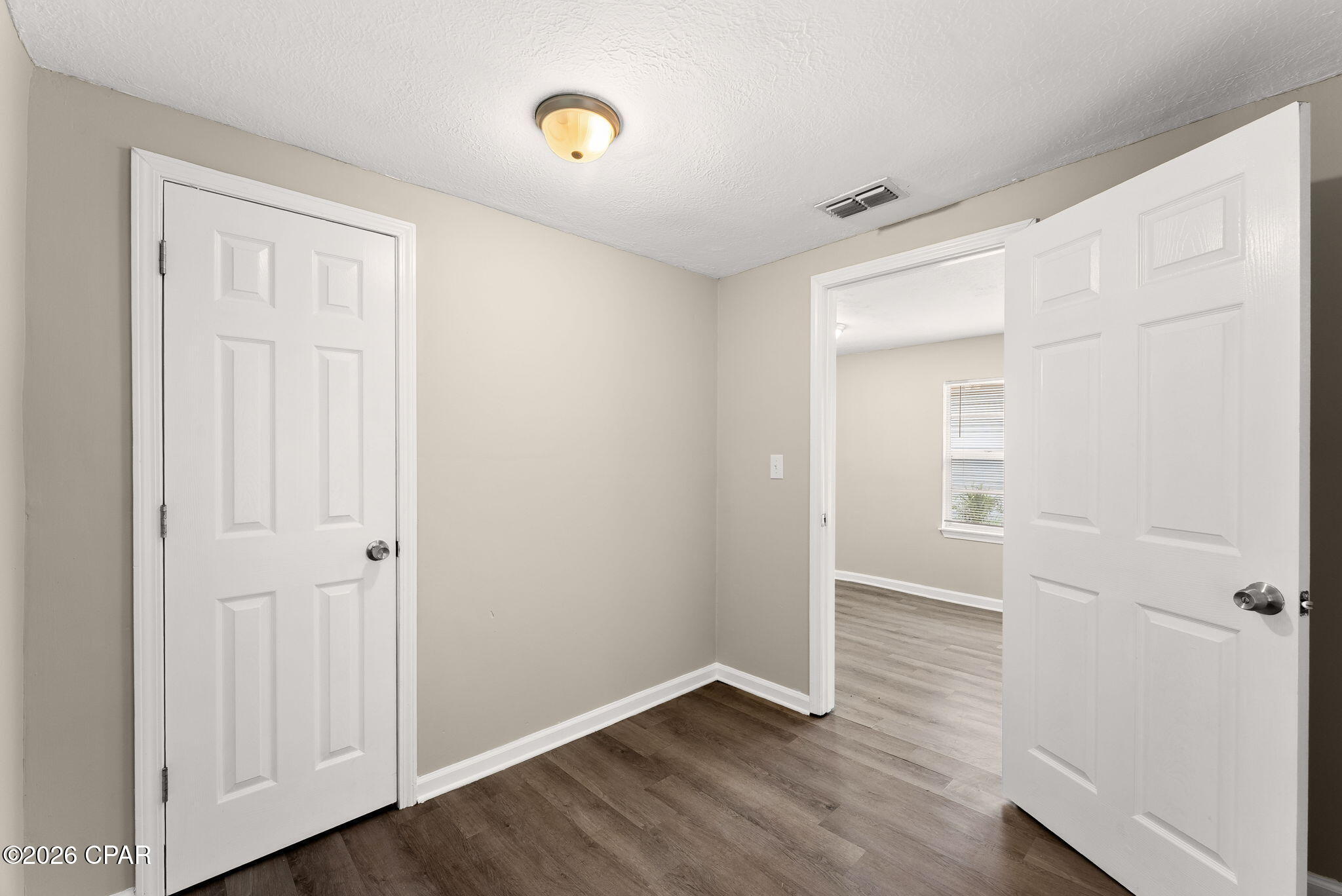 [No Recorded Subdiv] - Commercial Sale