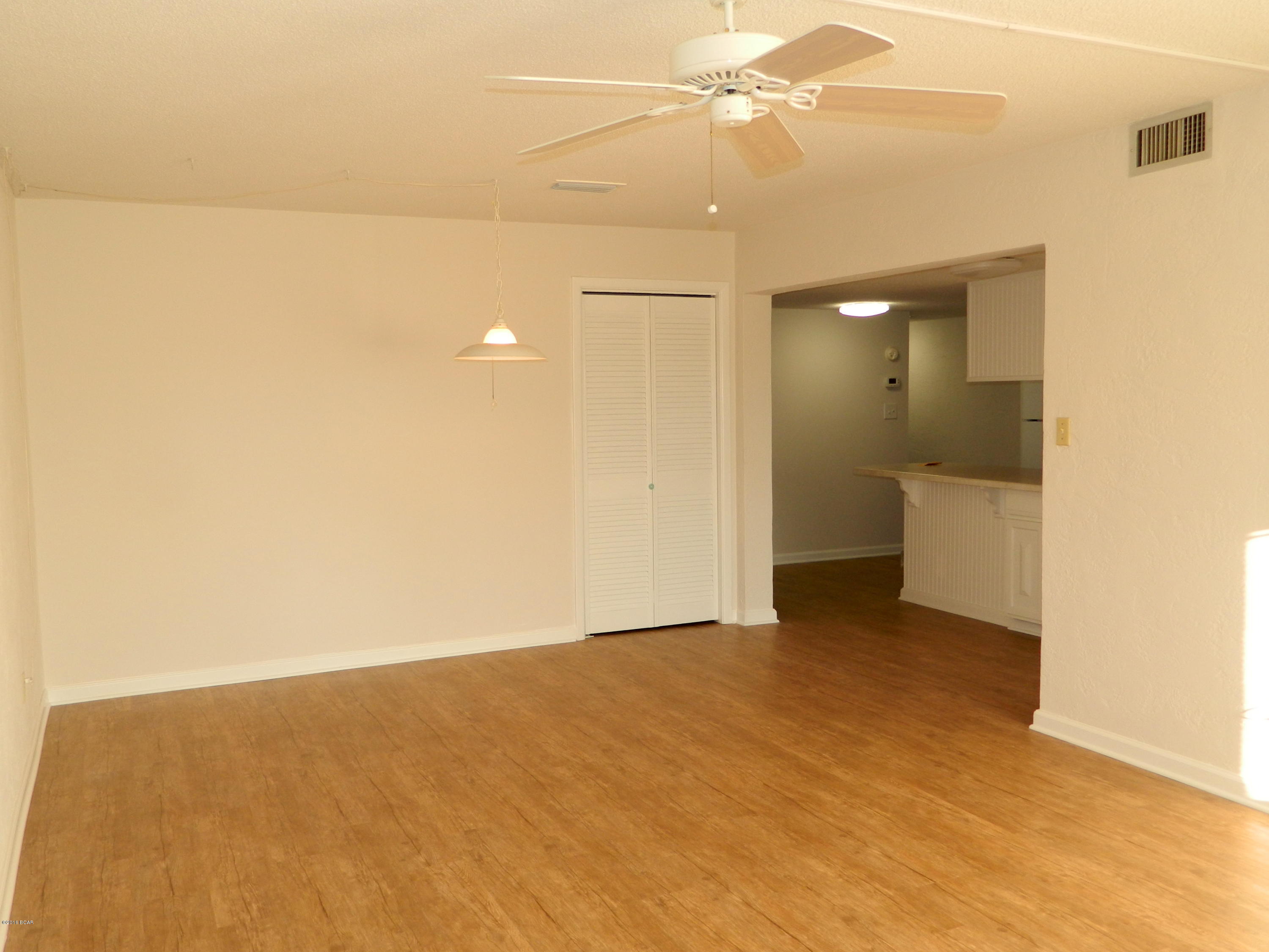 Palisades Condo Ph 1 - Residential Lease