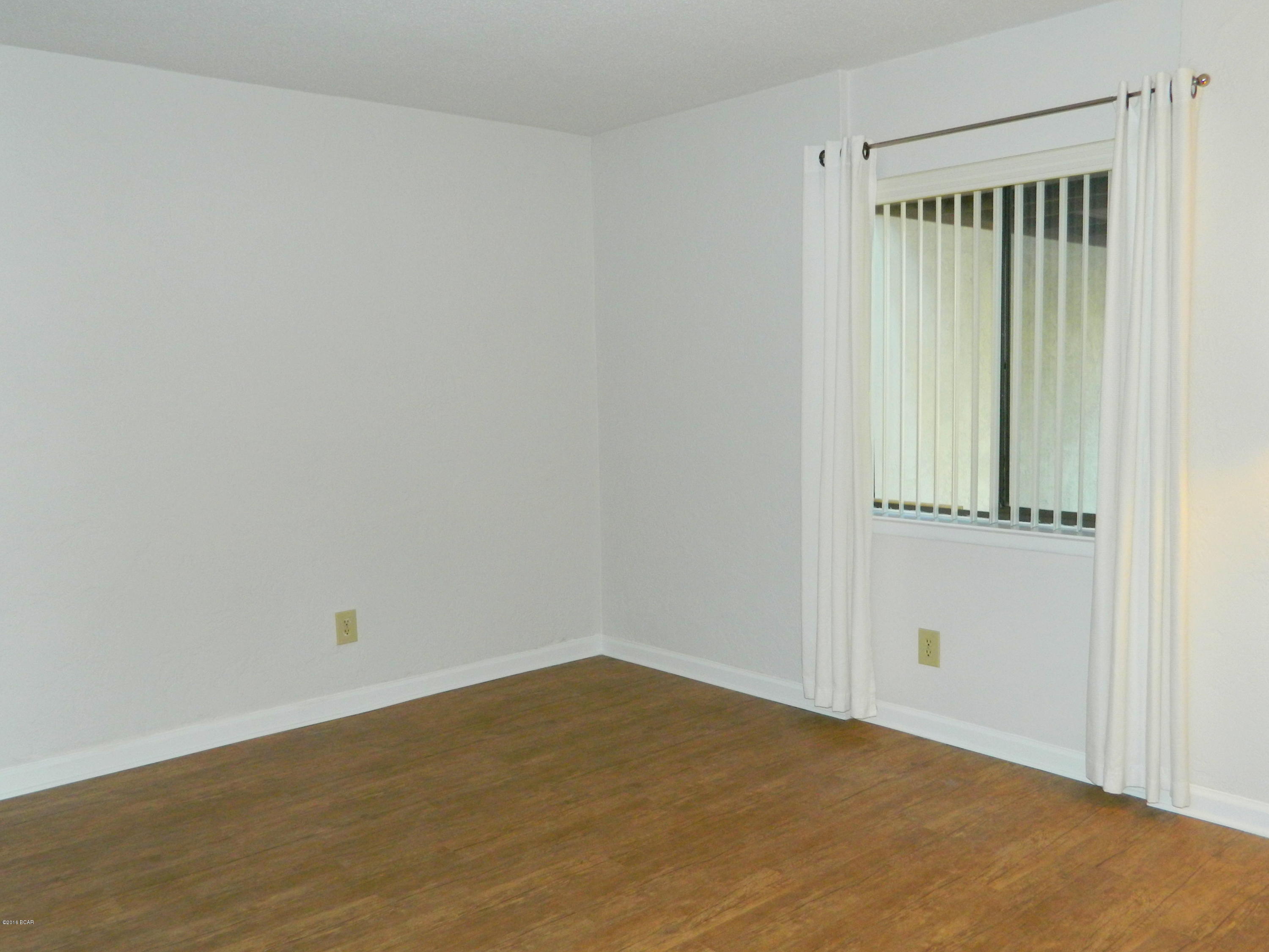 Palisades Condo Ph 1 - Residential Lease