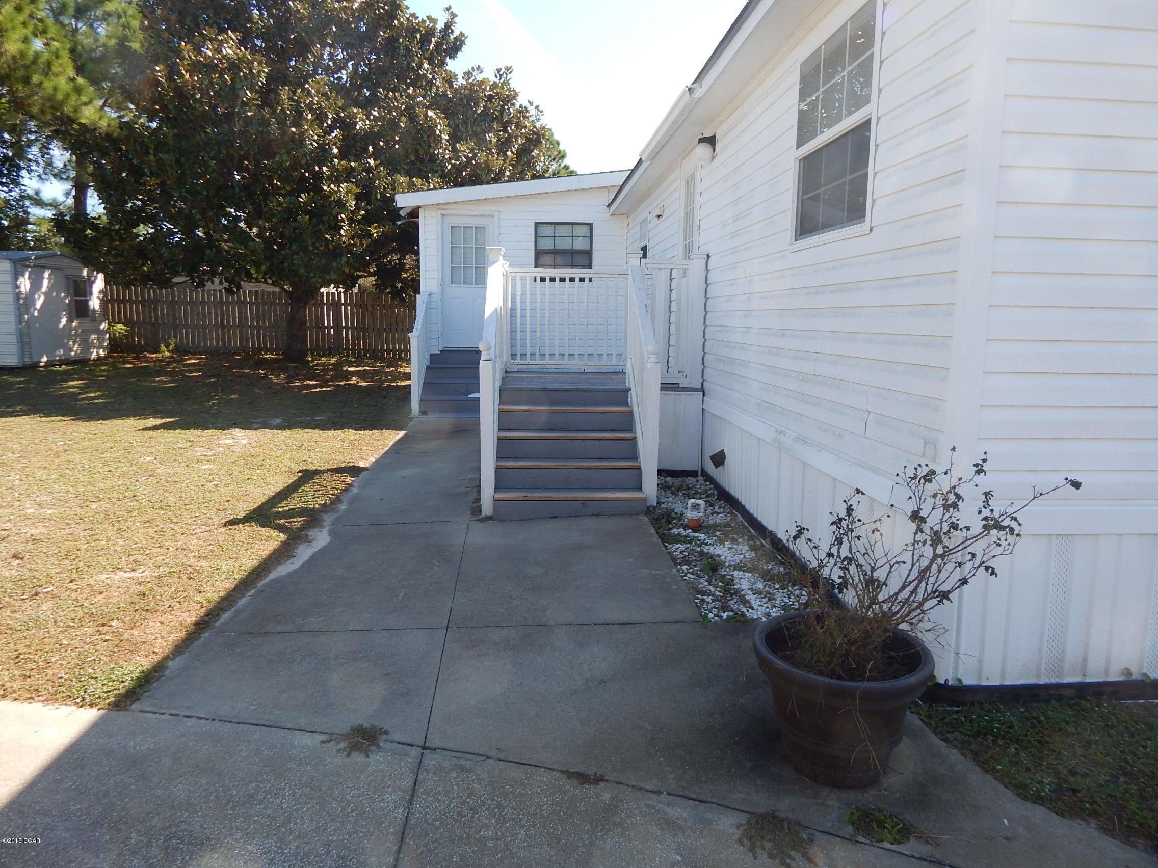 North Lagoon Oaks - Residential