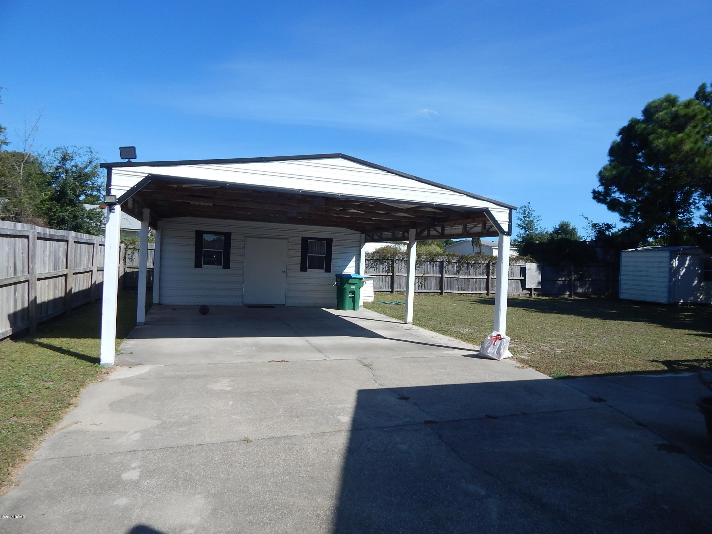 North Lagoon Oaks - Residential