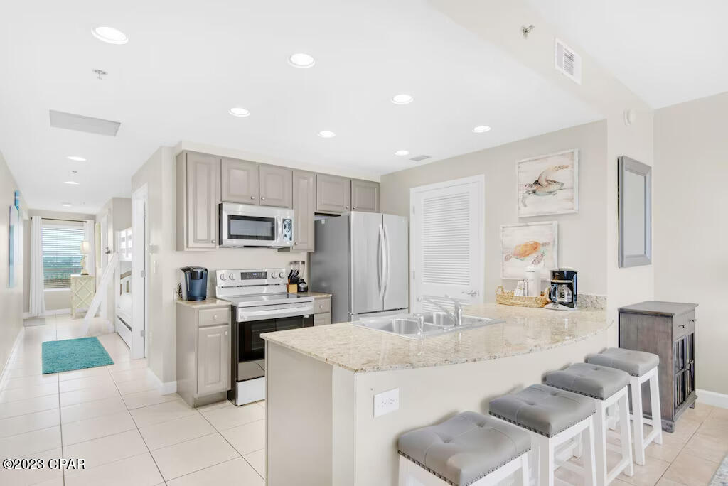 Splash Condo - Residential