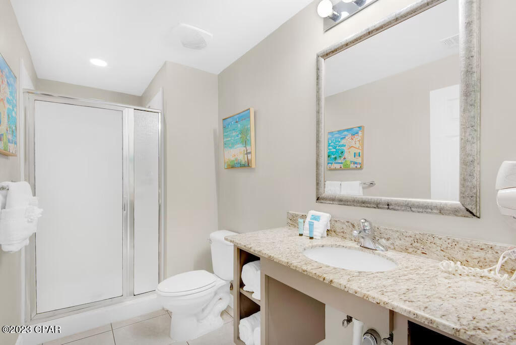 Splash Condo - Residential