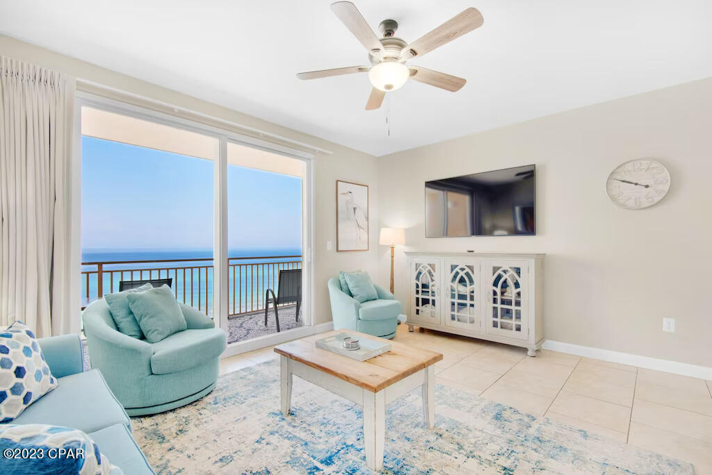 Splash Condo - Residential