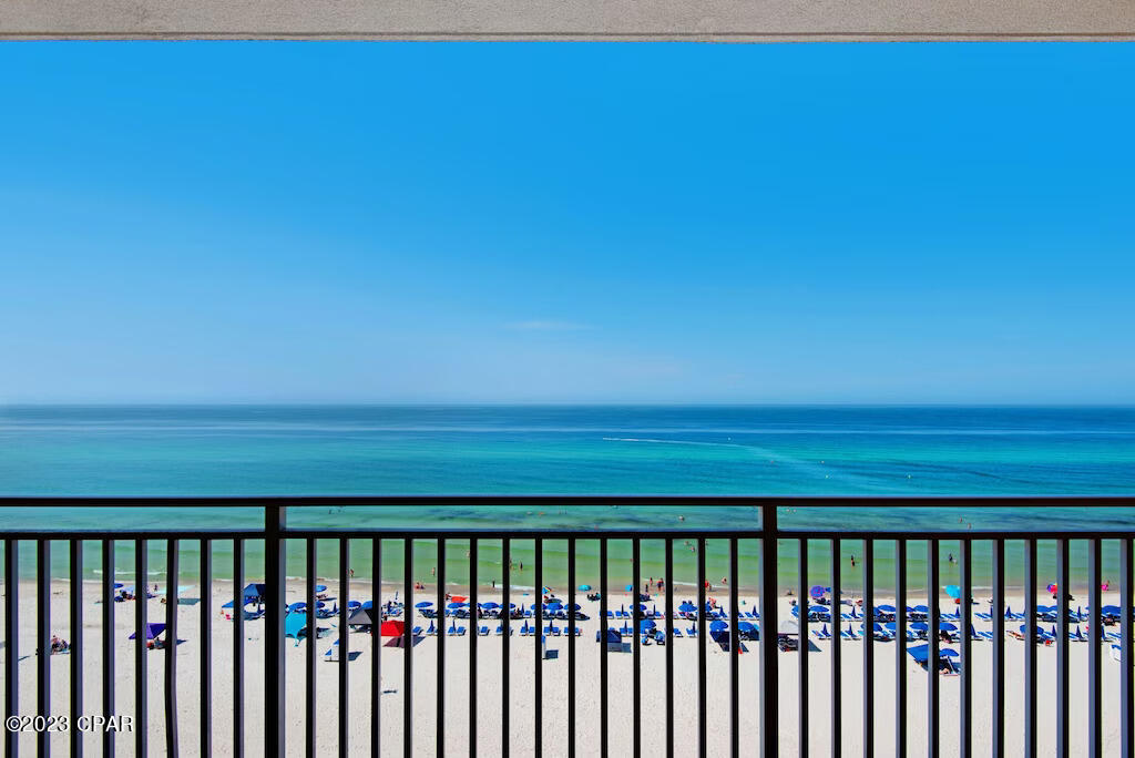 Splash Condo - Residential