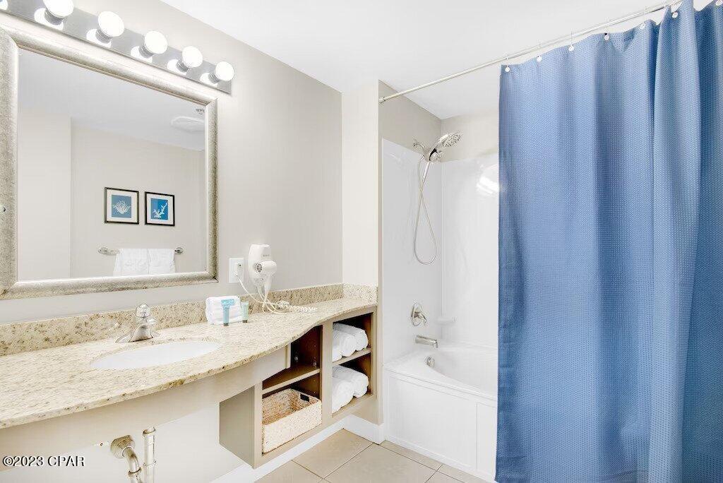 Splash Condo - Residential