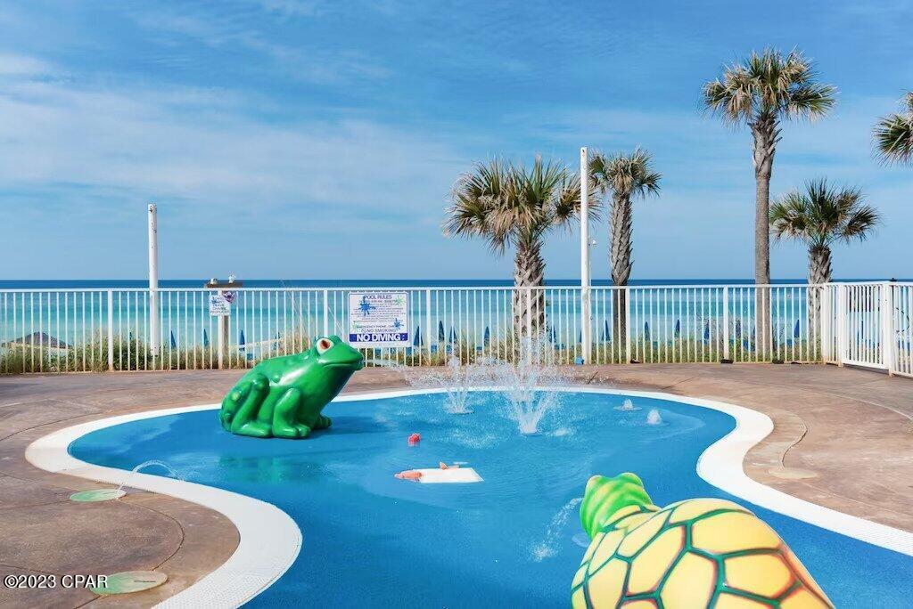Splash Condo - Residential
