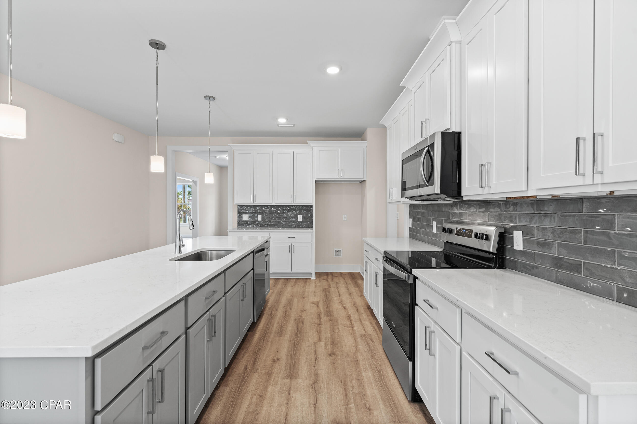 [No Recorded Subdiv] - Residential