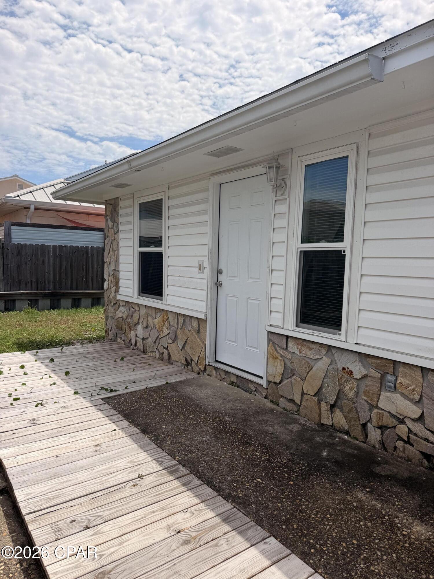 [No Recorded Subdiv] - Residential Lease