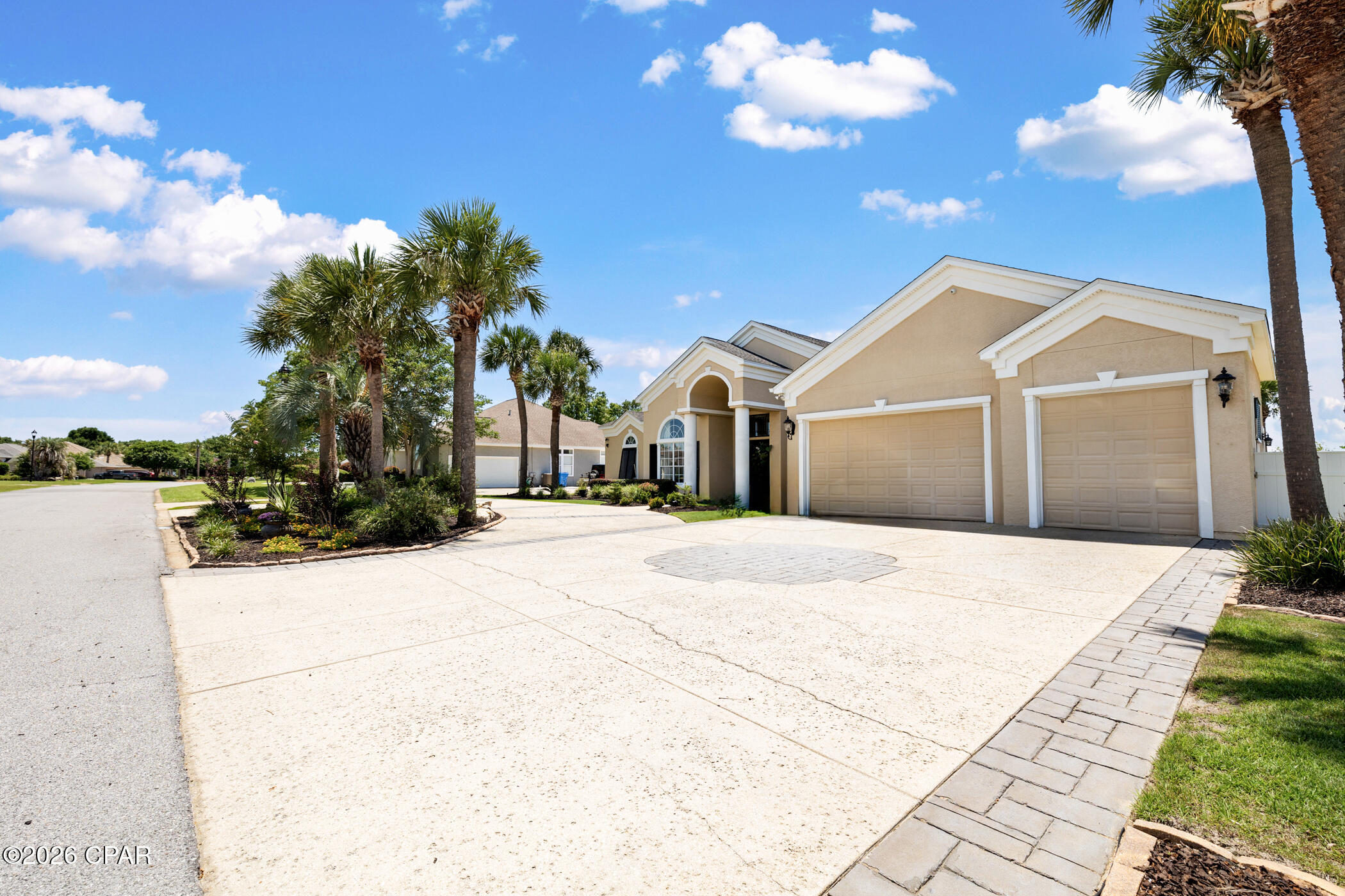 Legend Lakes - Residential