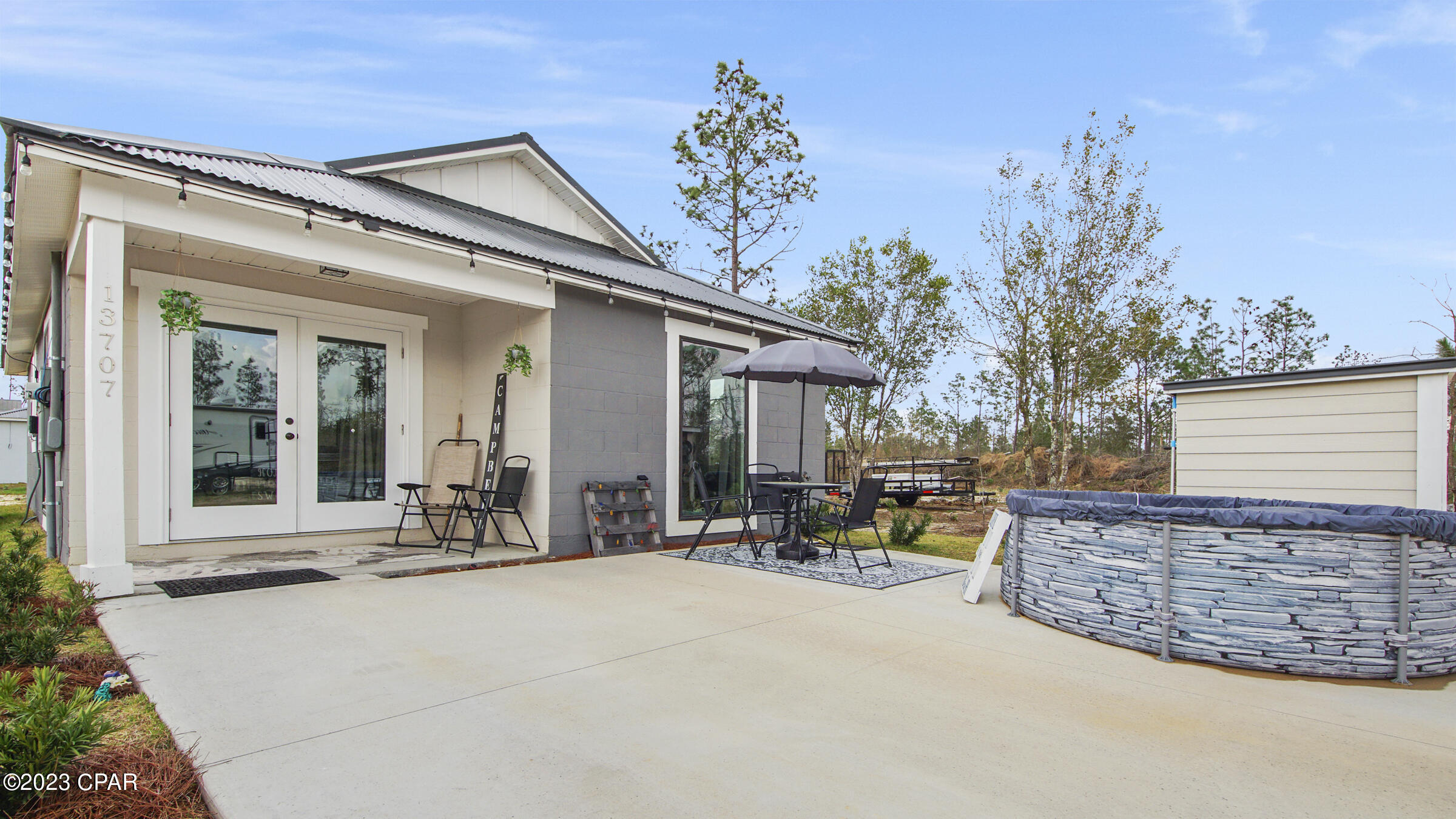 South Caravana Manor - Residential