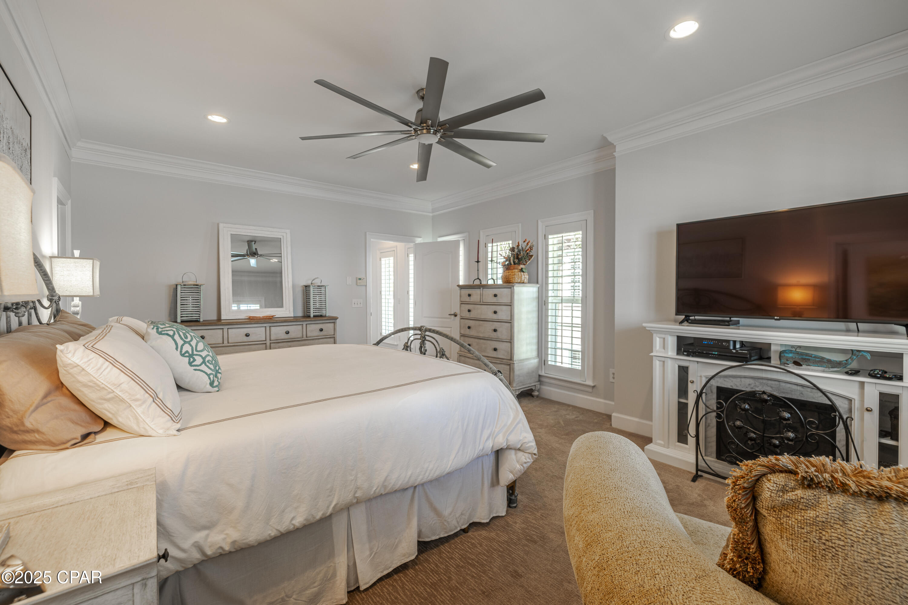 Pelican Bay - Residential