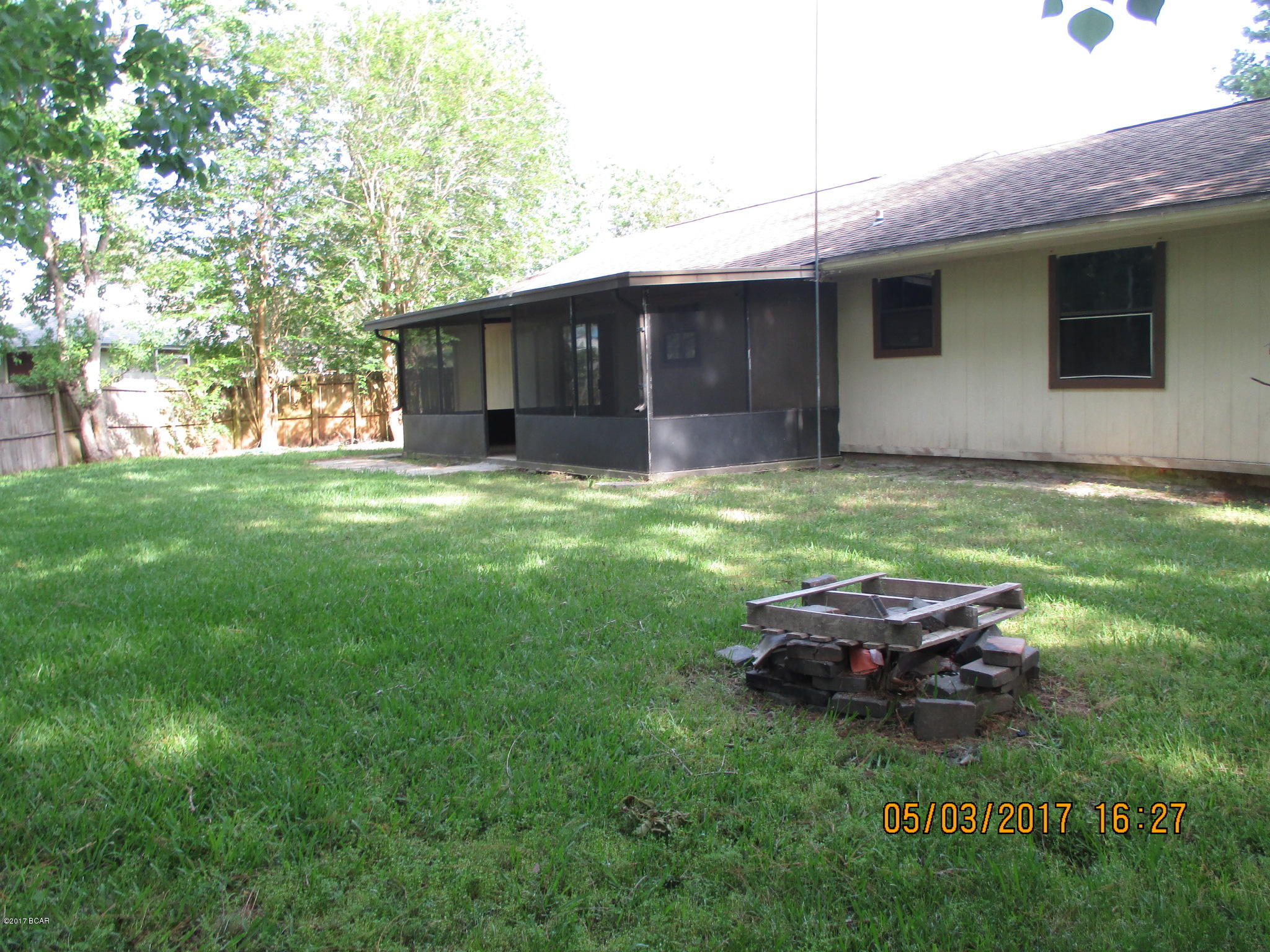 Sandy Creek & Country Club Phase II - Residential Lease