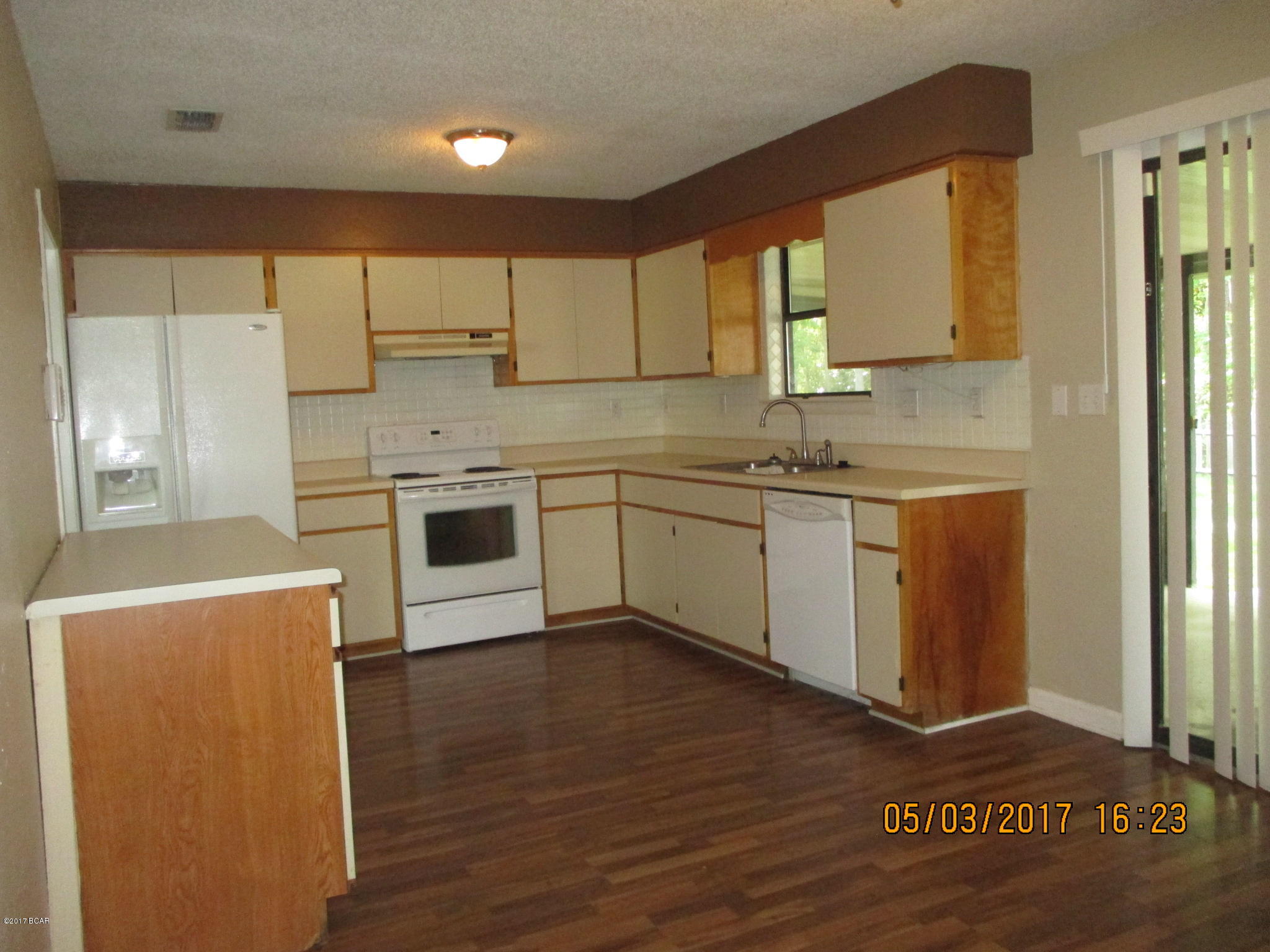 Sandy Creek & Country Club Phase II - Residential Lease