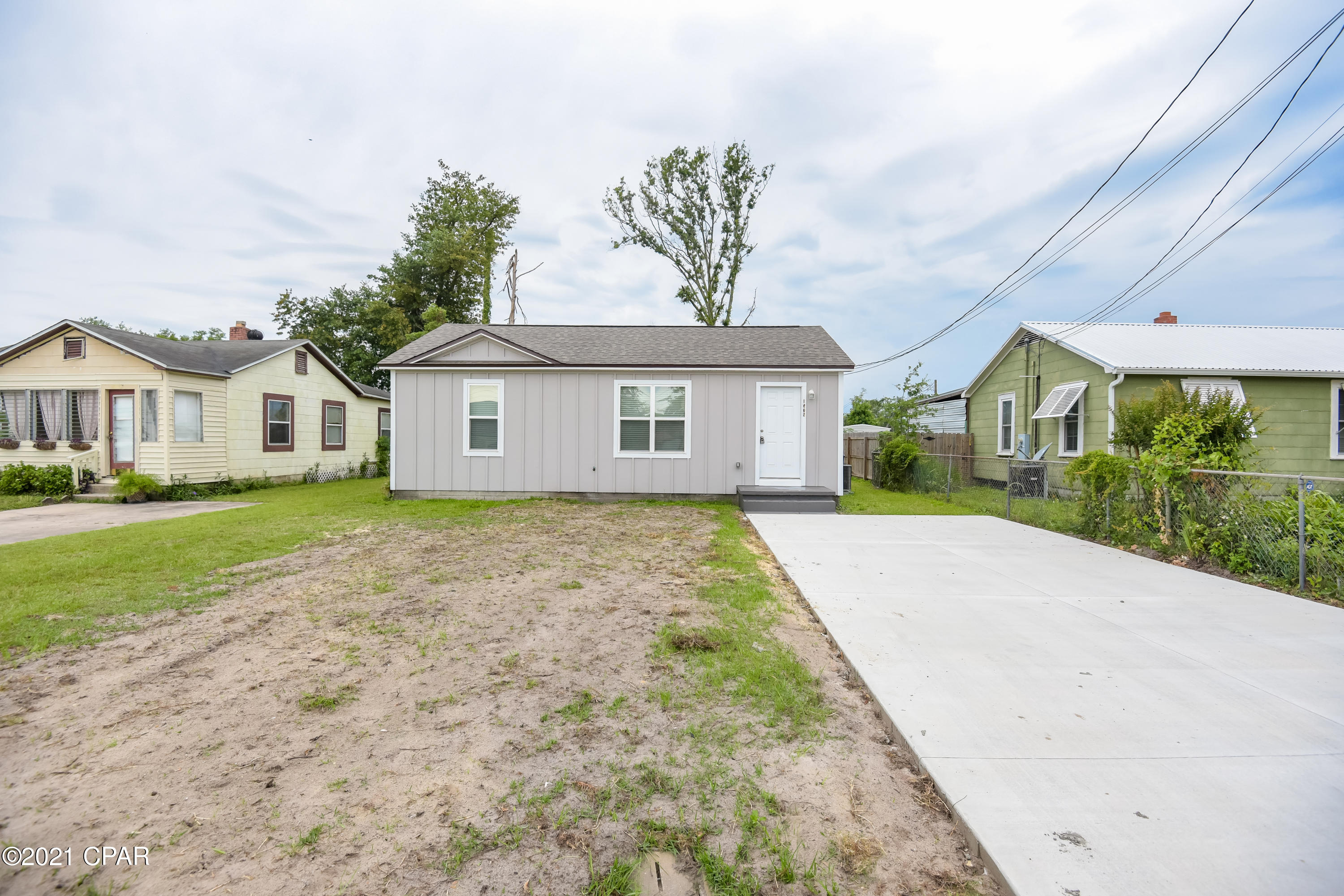 *RENTAL OPPORTUNITY* Just off of Highway 98, close to 23rd Street and a short drive to the beach! This 2 bed 1 bath home is recently renovated and features stainless steel appliances, new cabinets, vinyl plank flooring, and a new A/C and water heater. Step out back to a beautiful back yard! Home also comes with washer and dryer. Don't miss out on this cute centrally located home! CALL TODAY!