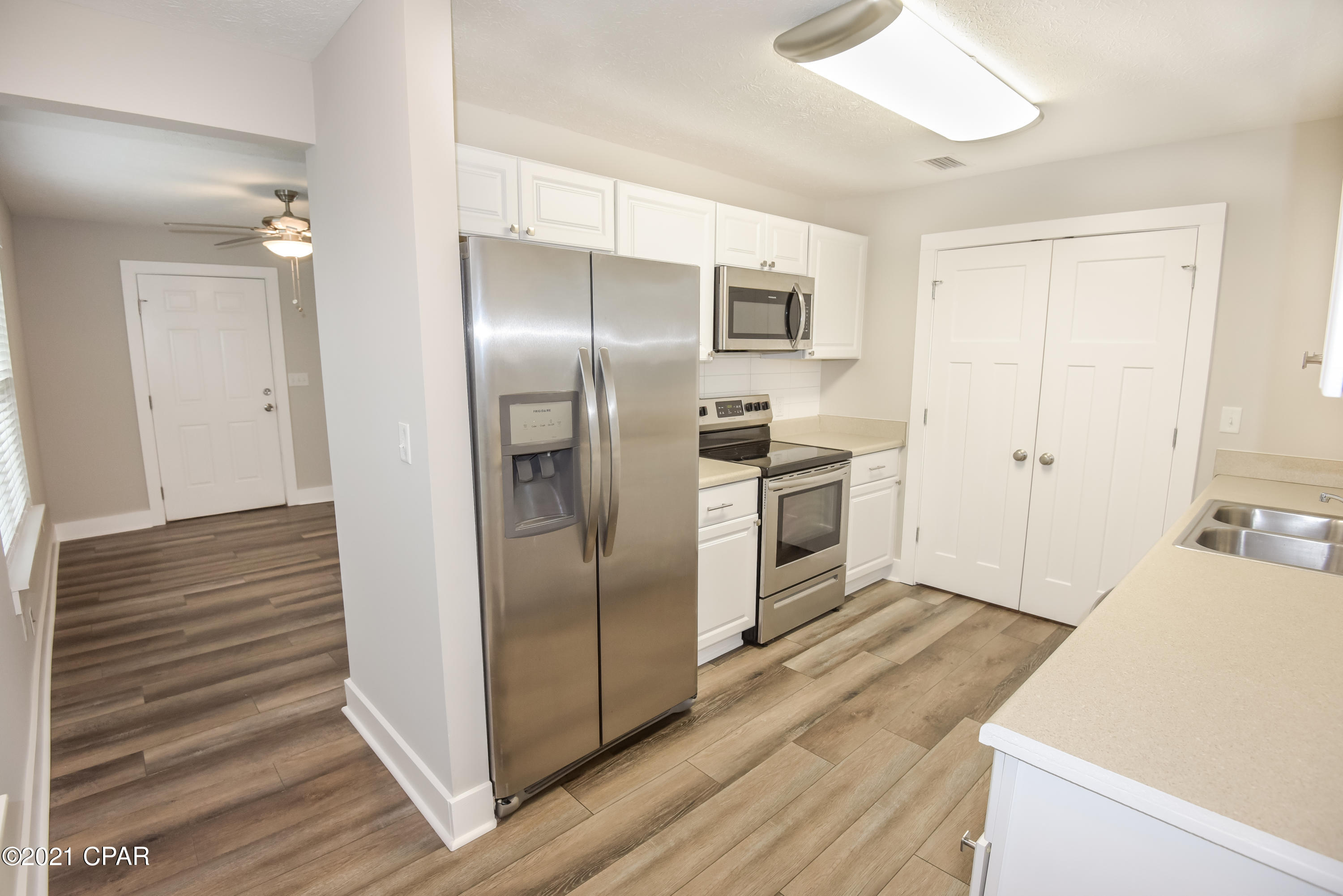 [No Recorded Subdiv] - Residential Lease
