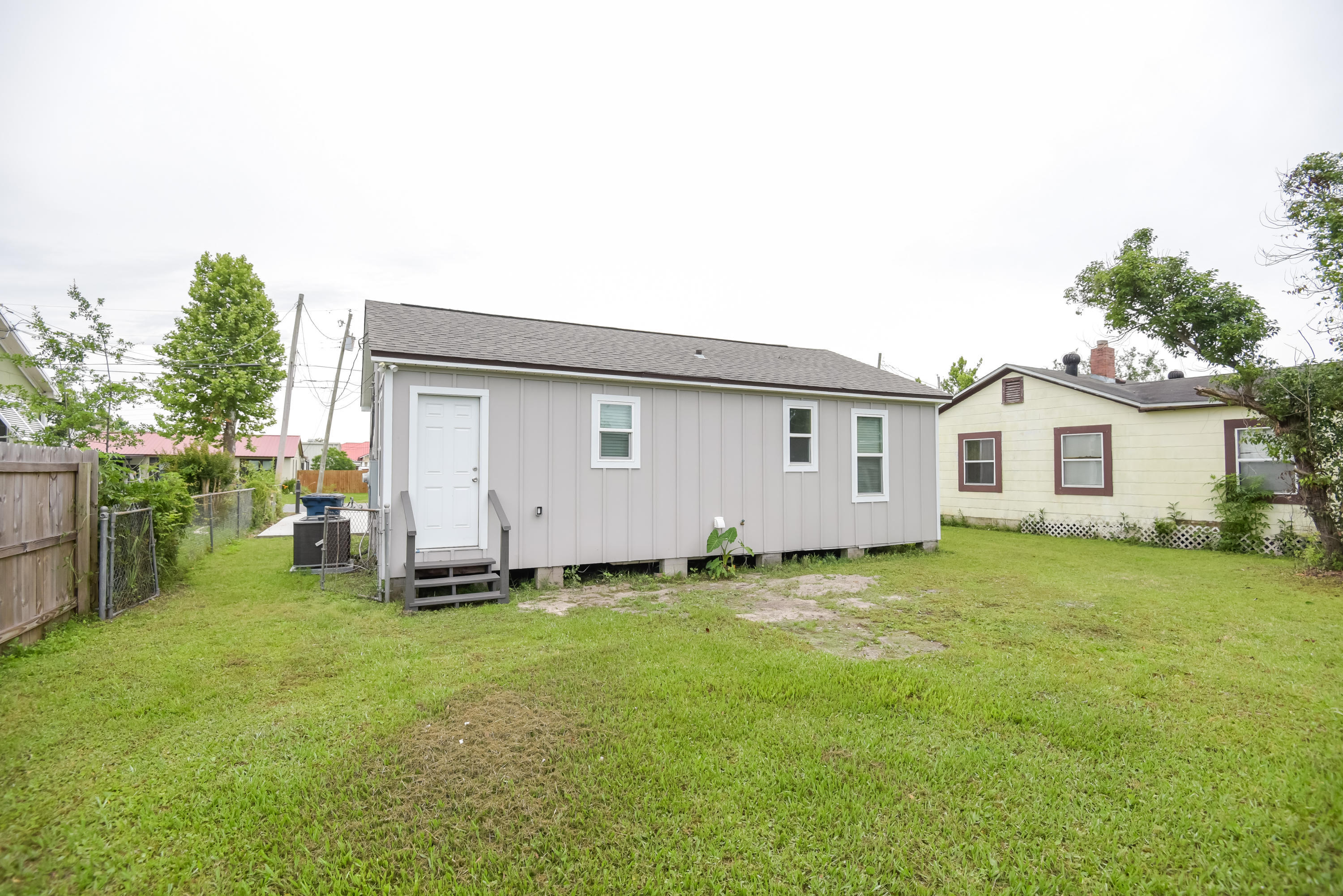 [No Recorded Subdiv] - Residential Lease