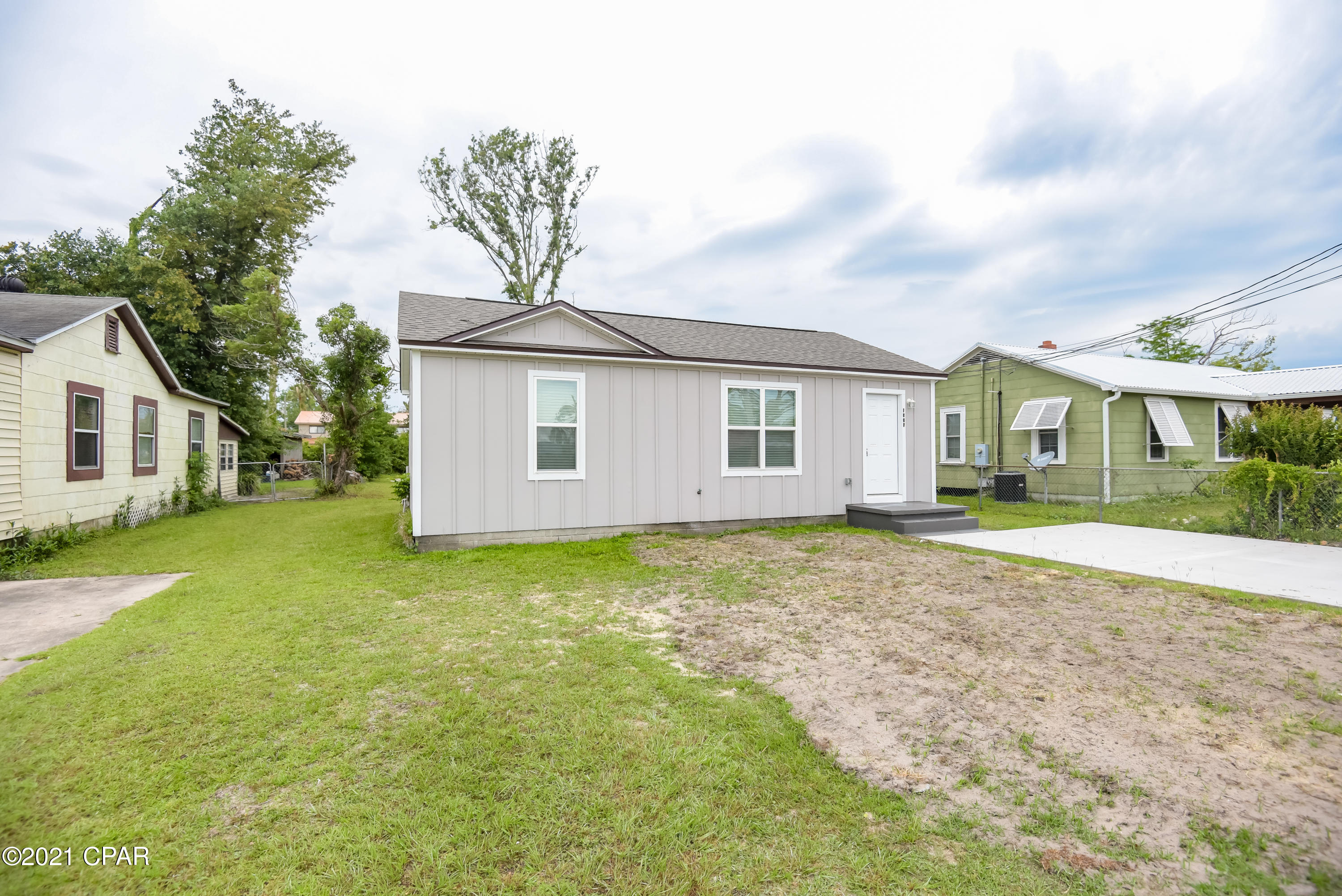 [No Recorded Subdiv] - Residential Lease