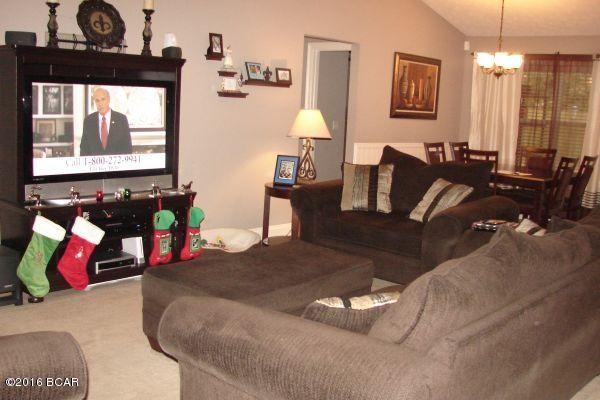 The Pines Of Lynn Haven - Residential