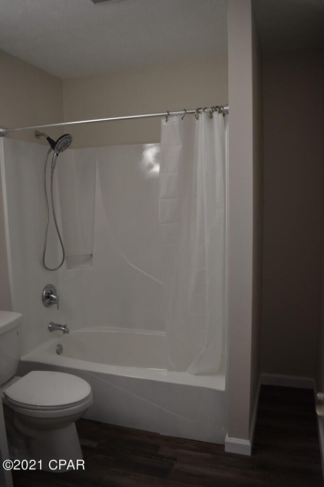 Pine Forest Est Ph 1 - Residential Lease