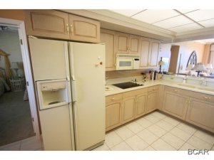 Summerwinds Condo - Residential