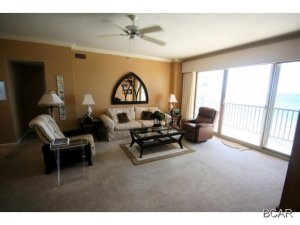 Summerwinds Condo - Residential
