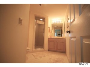 Summerwinds Condo - Residential