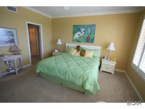 Summerwinds Condo - Residential