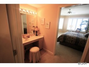 Summerwinds Condo - Residential