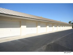 Summerwinds Condo - Residential