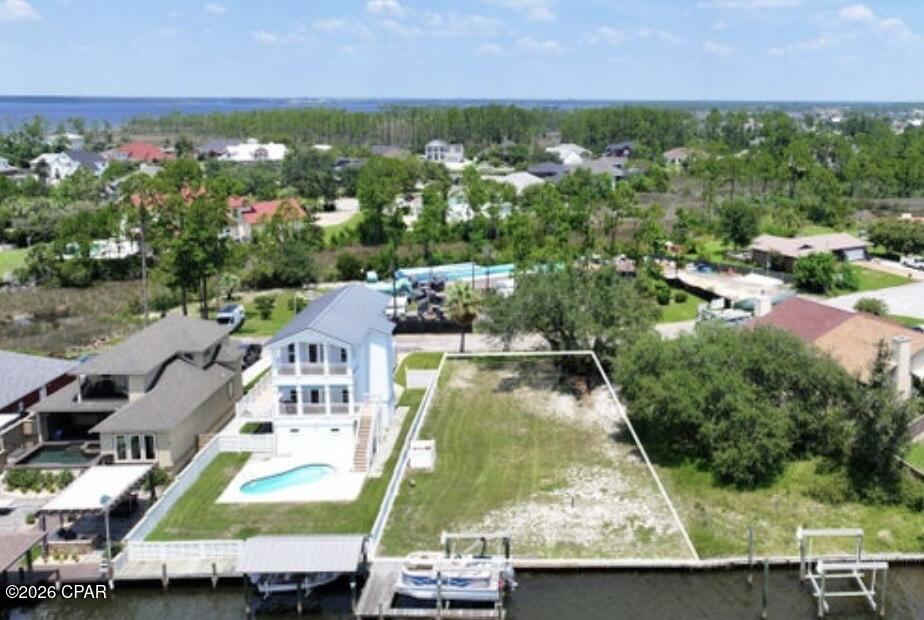 Venetian Villa - Land