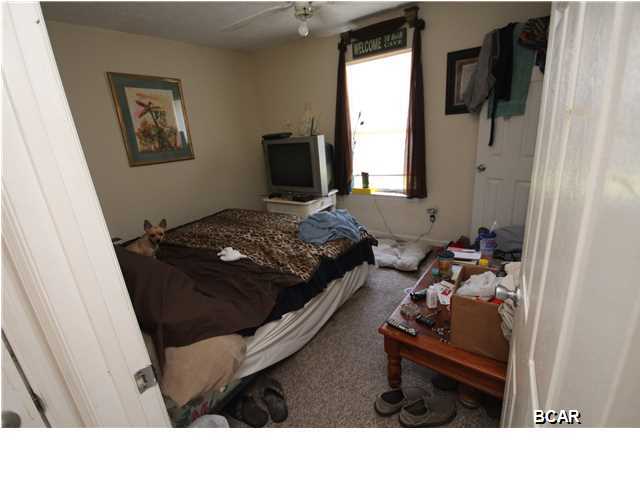 Hutchison's 2nd To Bahama Bch - Residential