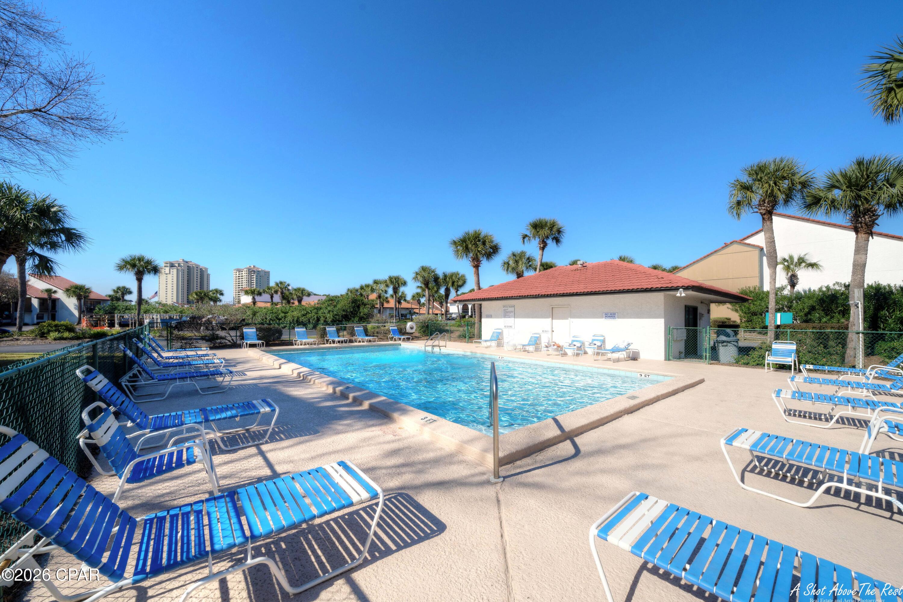 Edgewater Golf Villas 3B - Residential