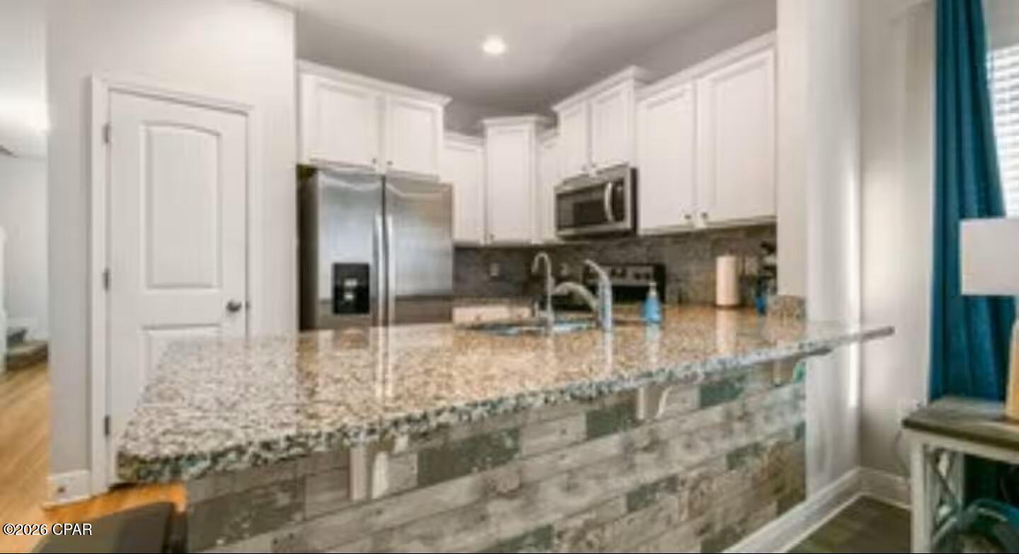 Hathaway Townhomes - Residential Lease