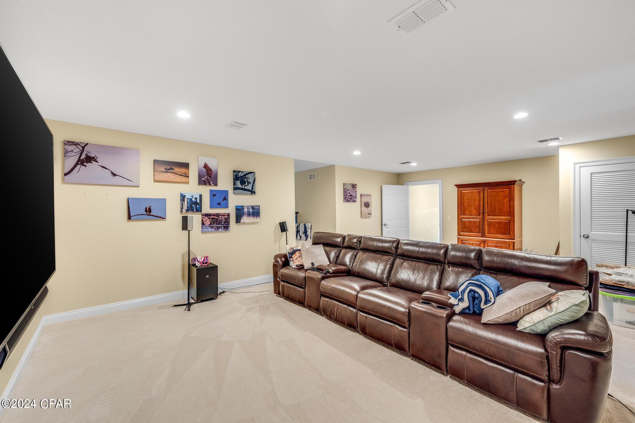 College Point 1st Add - Residential