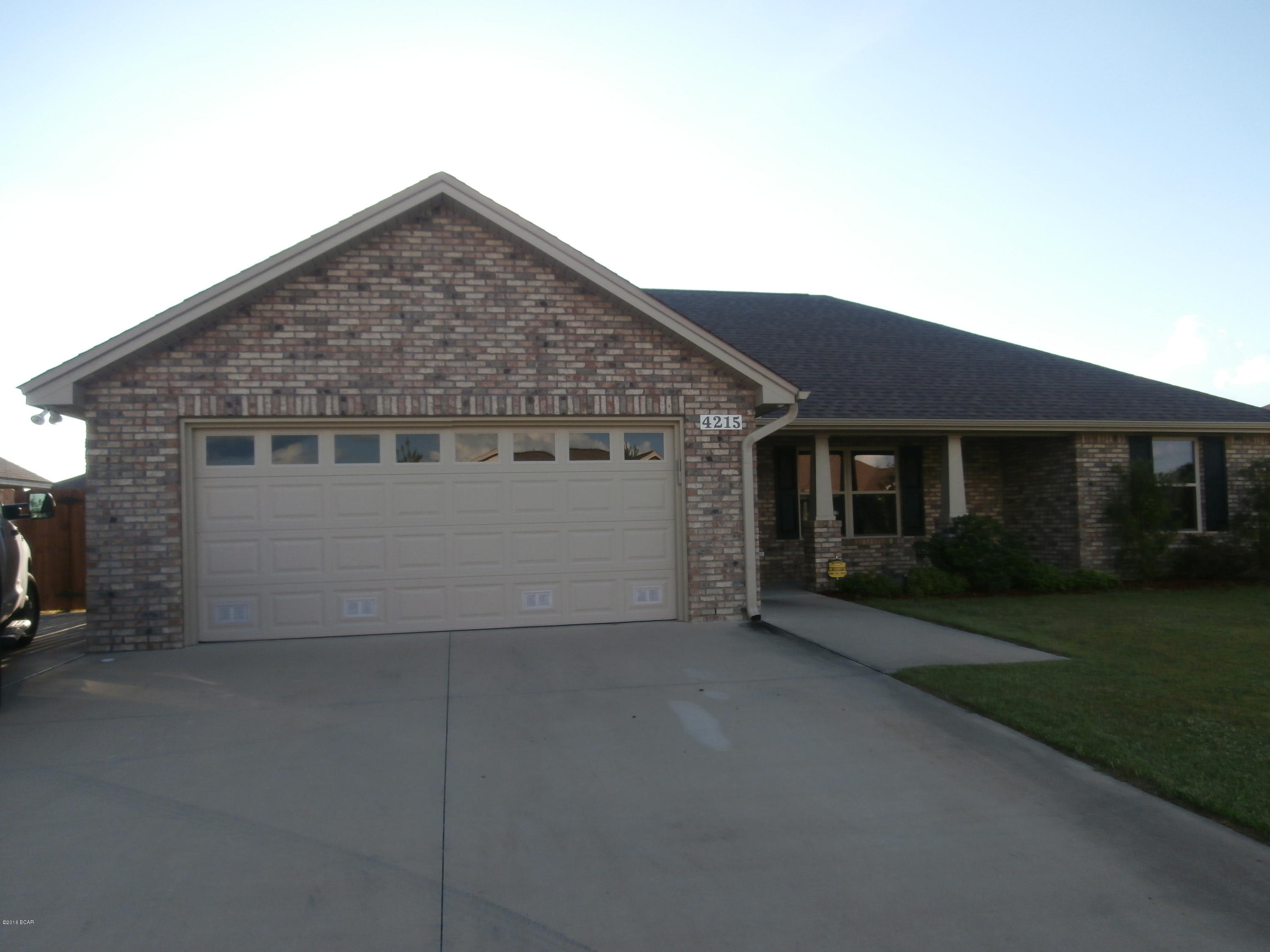 Very nice 3 bedroom 2 bath home with 1357 sq ft. Built in 2013. Kitchen has solid surface counters and tiled back splash. Stainless Appliances. Upgraded cabinets. Fireplace-electric. Beautifully tiled floors. Bedrooms Carpeted. Master bath has double vanity, tub, separate shower with rain shower head. Privacy fenced back yard. Dog allowed up 40 lbs-restrictions apply. $250.00 refundable pet deposit. 2 car garage with opener. Additional parking for boat.