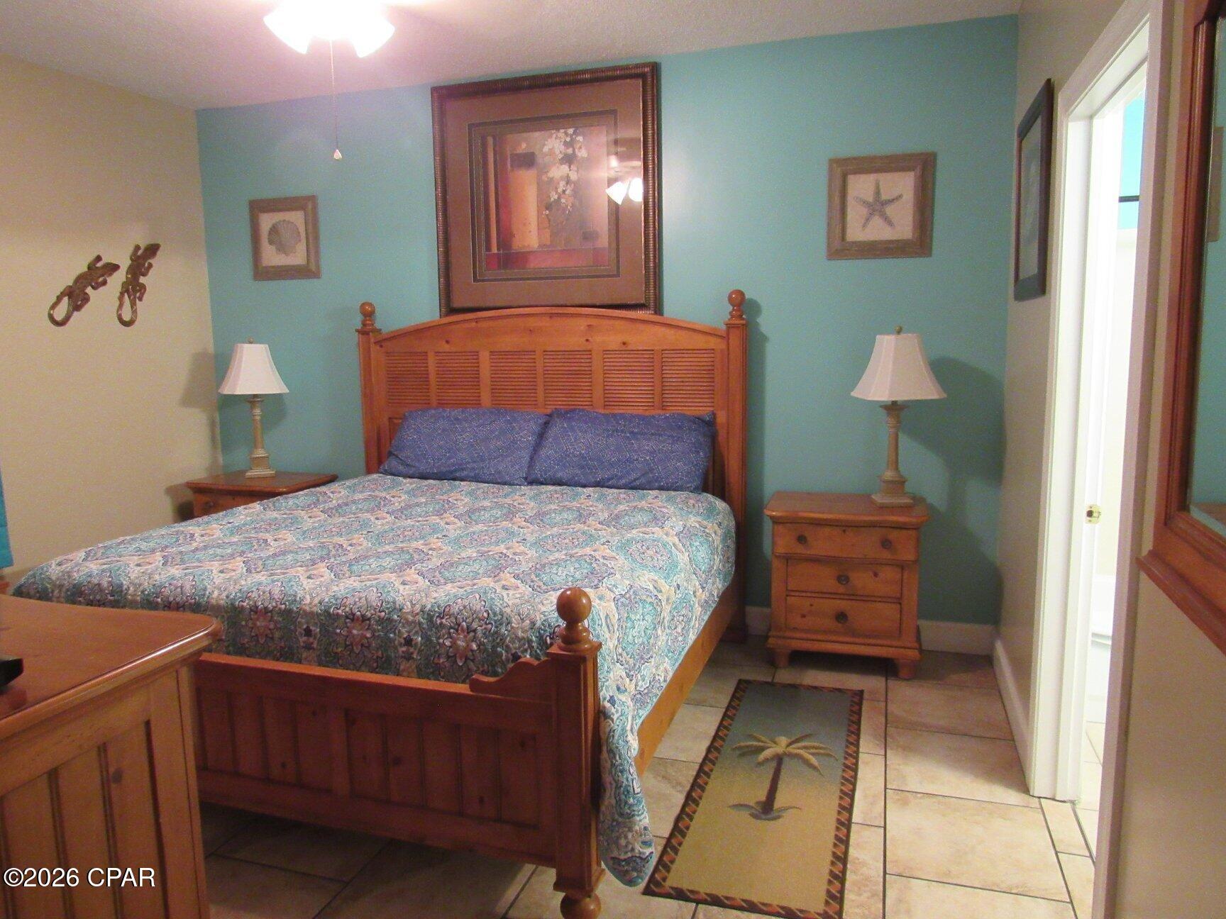 Twin Palms Resort - Residential