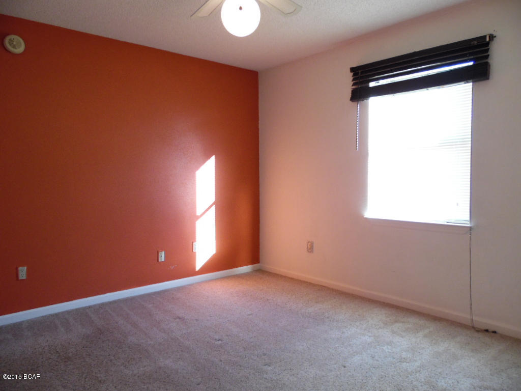 Shadow Bay Unit 2 Replat - Residential