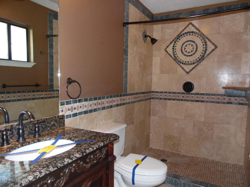 Shadow Bay Unit 2 Replat - Residential