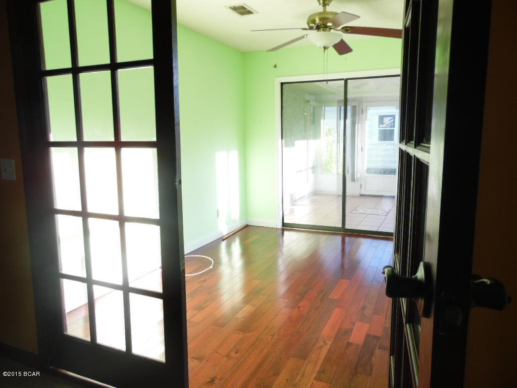 Shadow Bay Unit 2 Replat - Residential