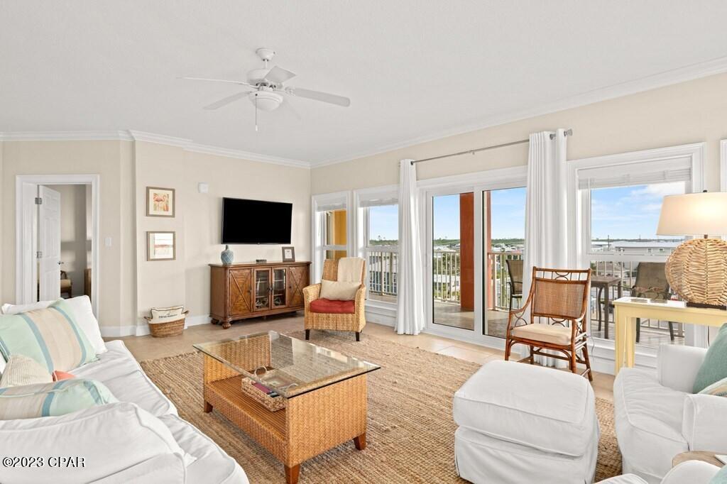 Paradise Shores - Residential