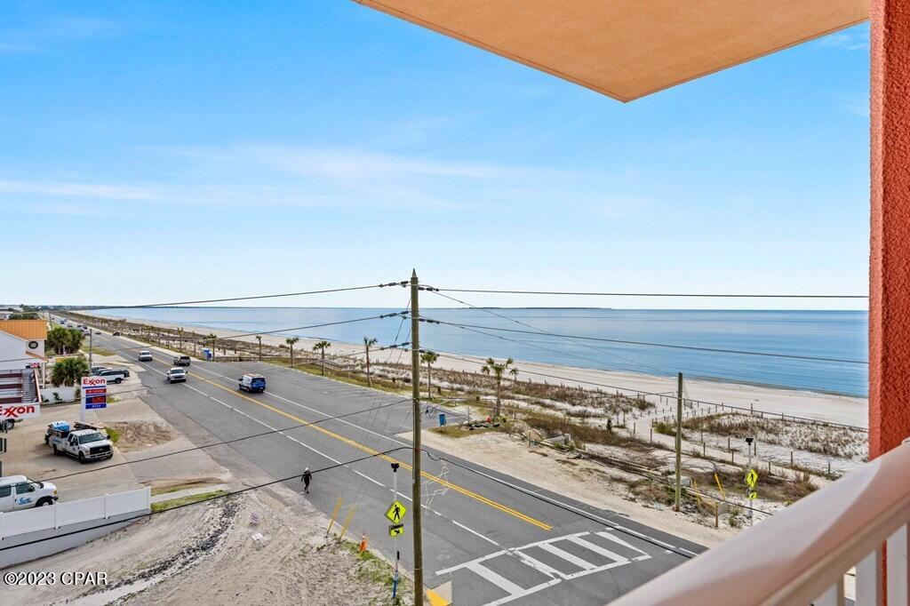 Paradise Shores - Residential