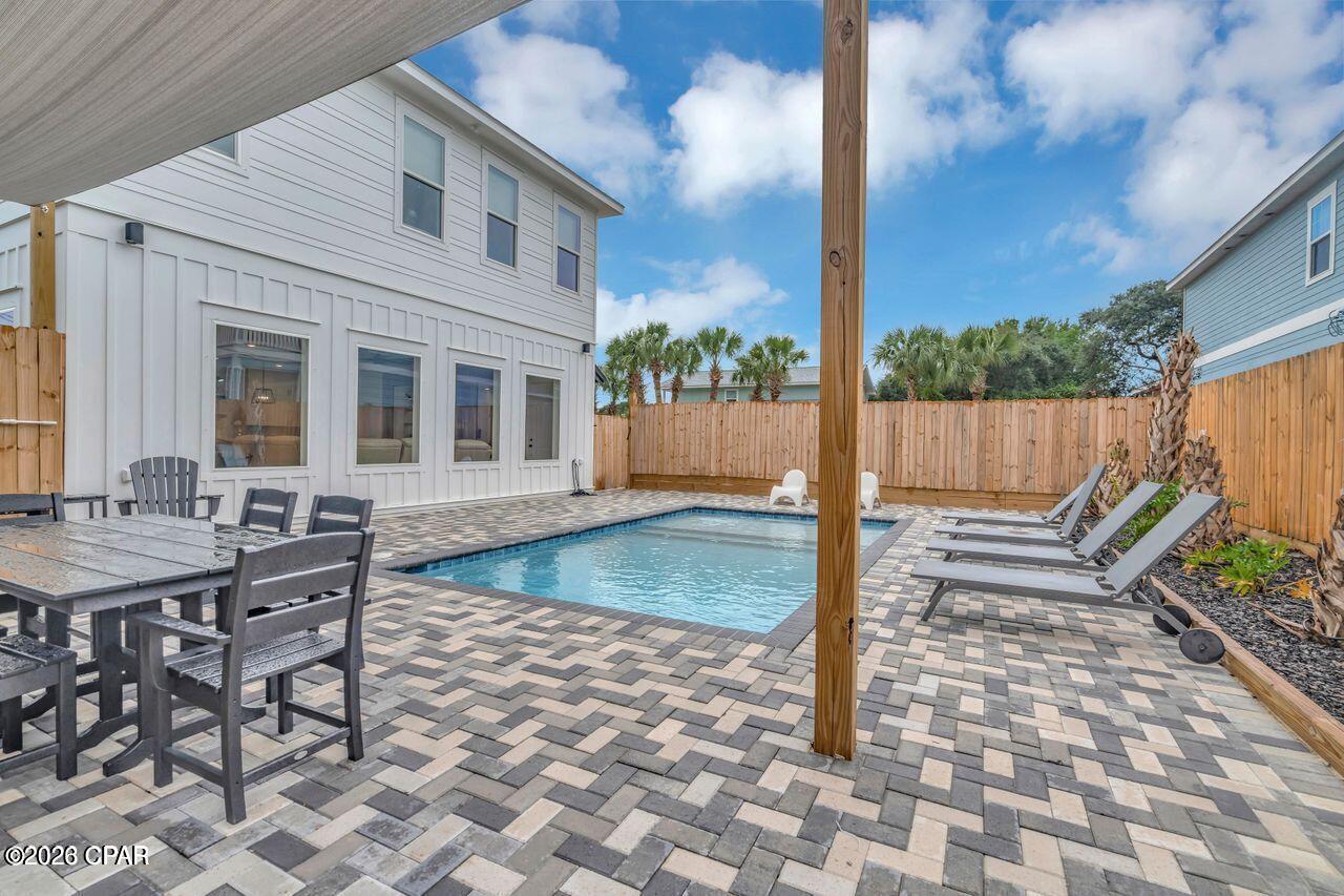 Laguna Beach Estates 7th Add - Residential