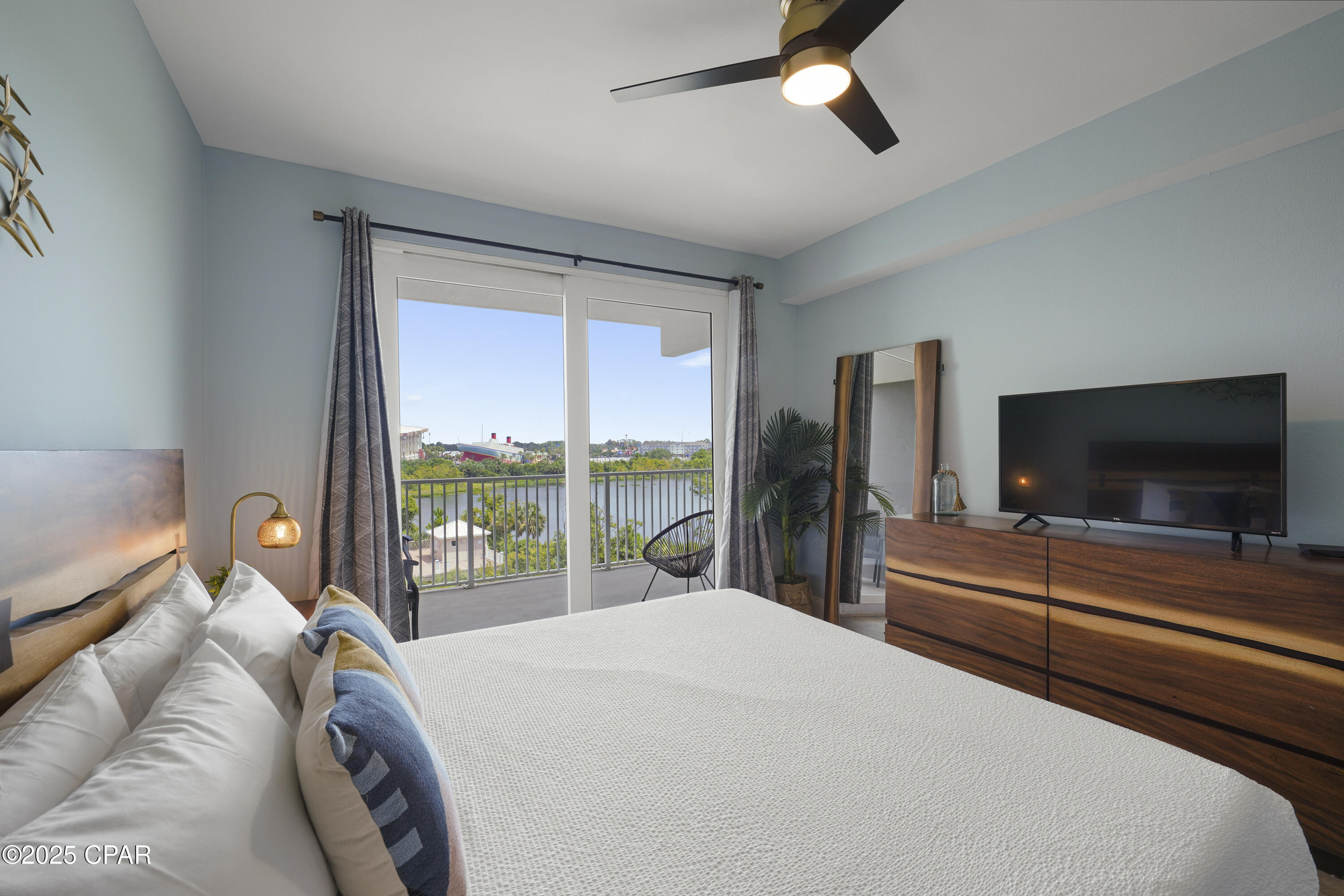 Laketown Wharf - Residential