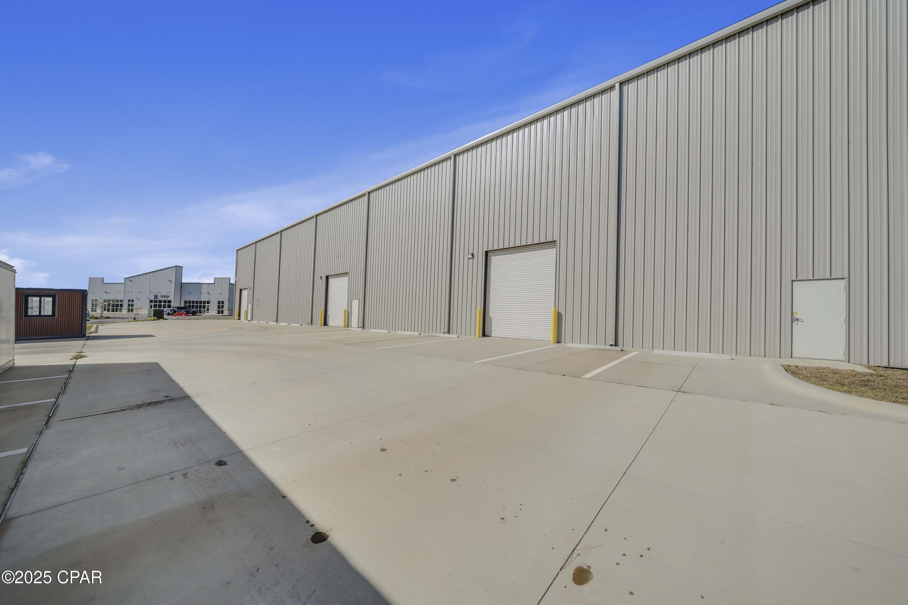 Beach Commerce Park - Commercial Lease