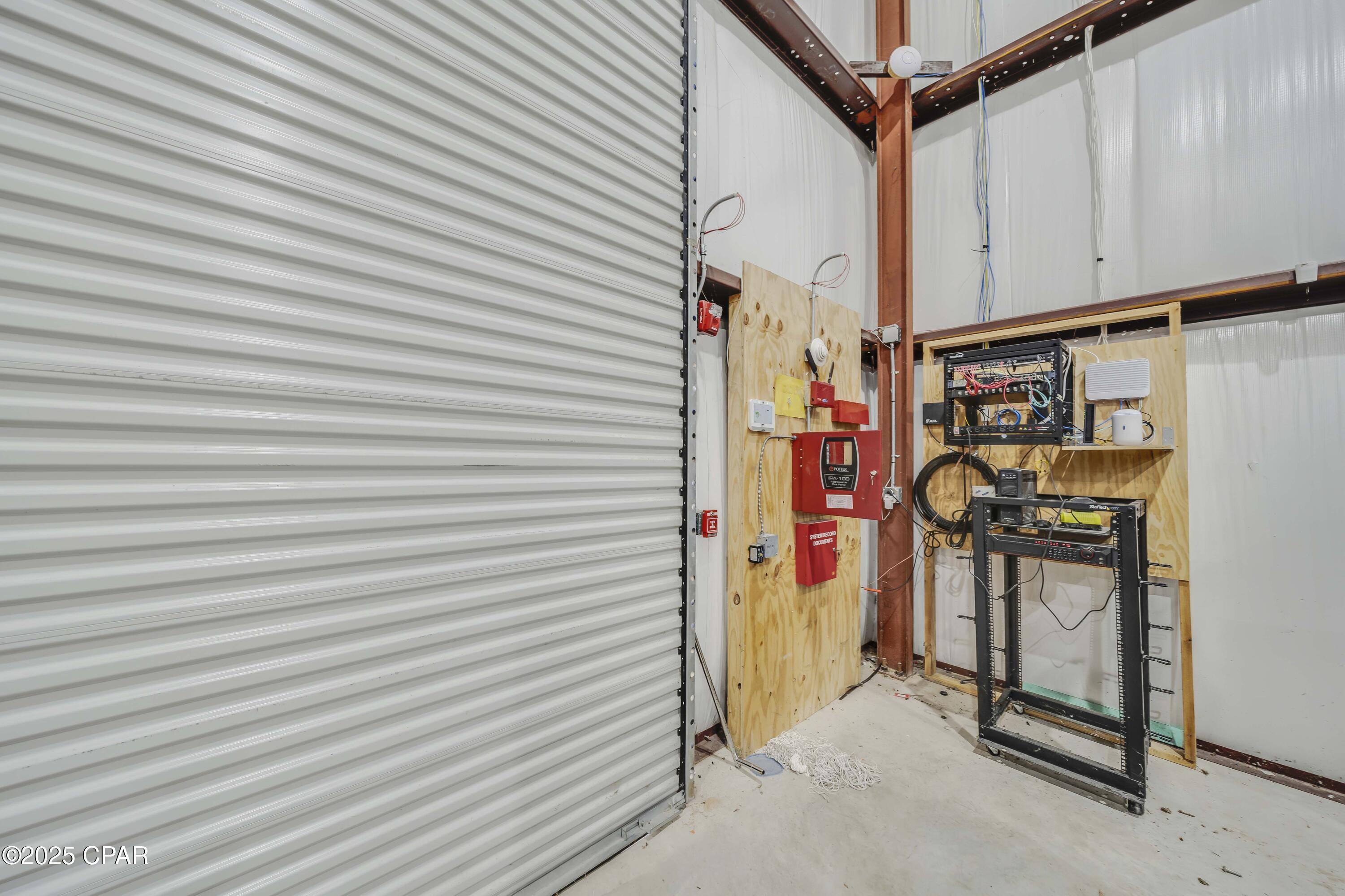 Beach Commerce Park - Commercial Lease