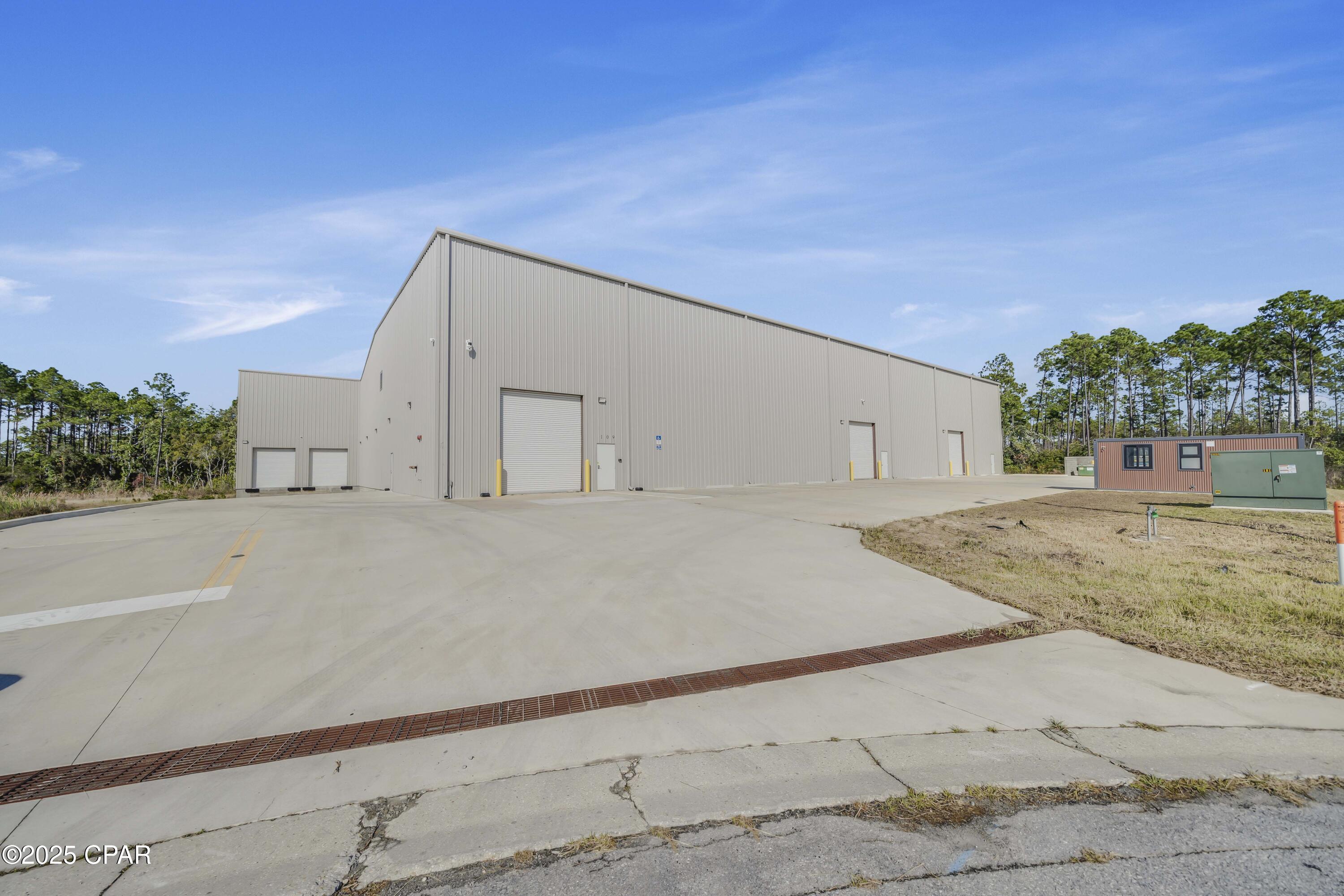 Beach Commerce Park - Commercial Lease