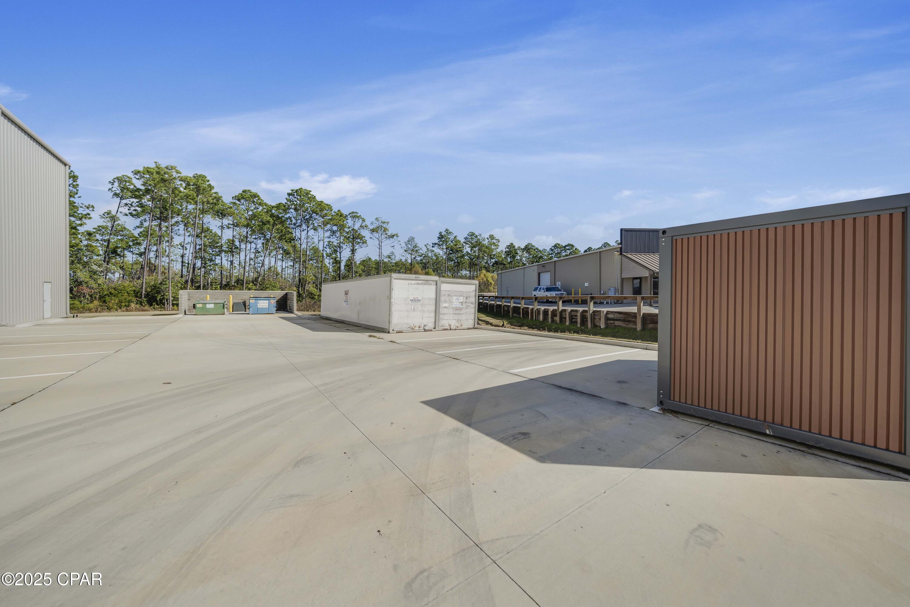 Beach Commerce Park - Commercial Lease