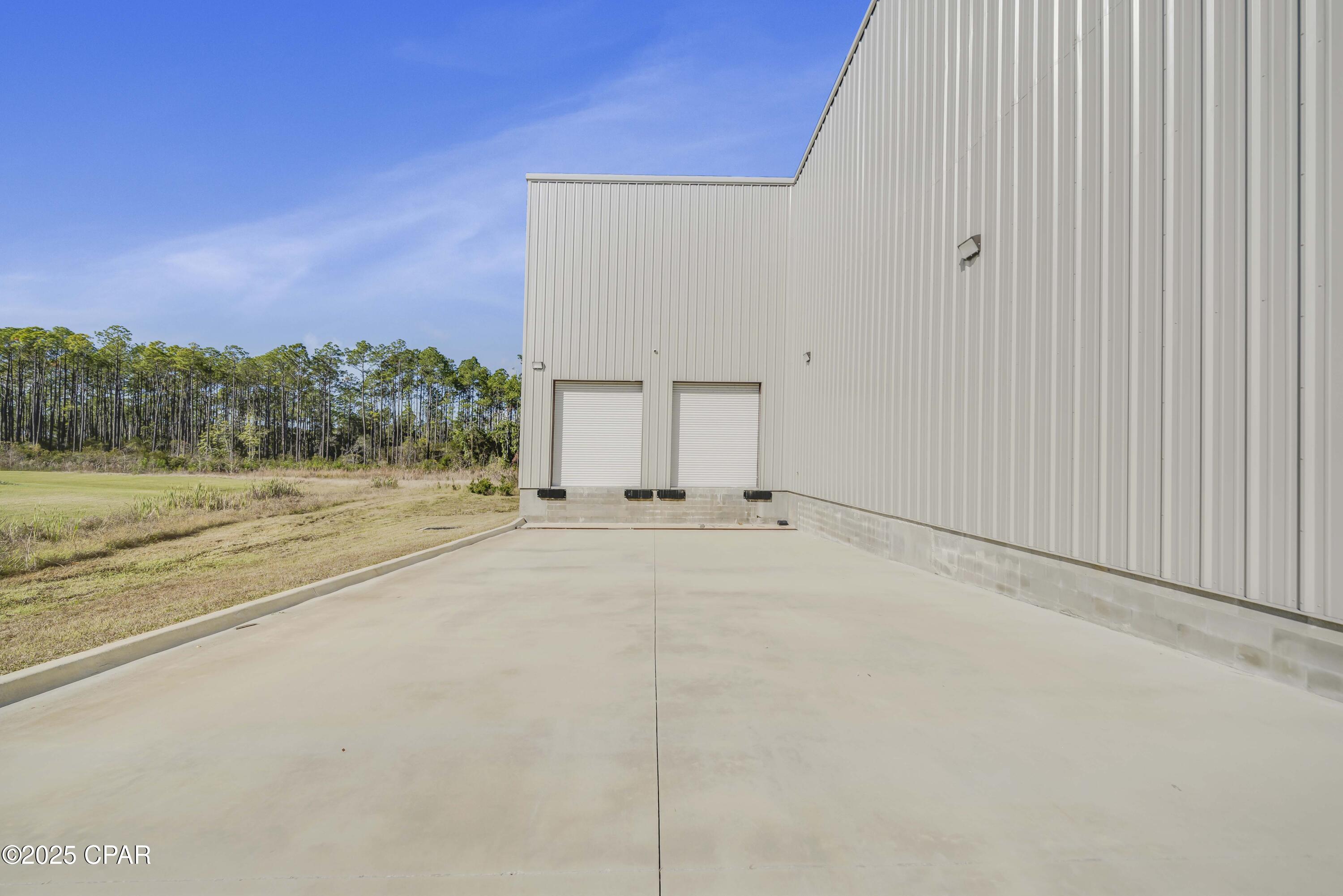 Beach Commerce Park - Commercial Lease