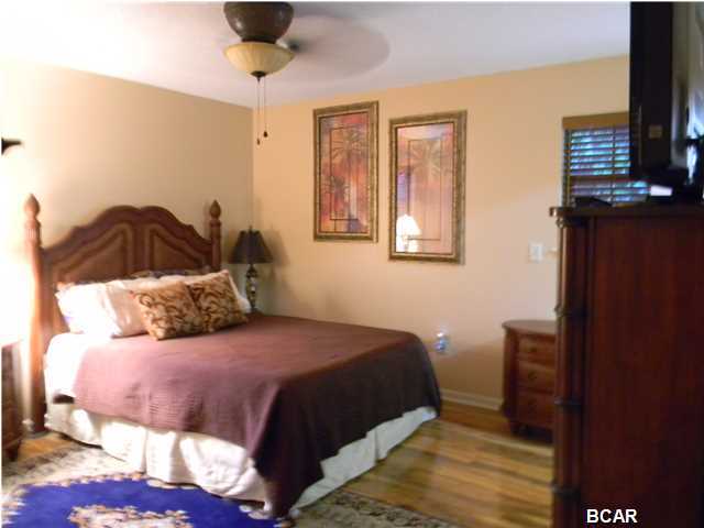 Grand Lagoon Banks - Residential